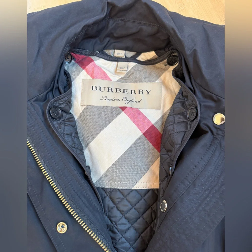 Black Burberry Raincoat - Picture 4 of 9